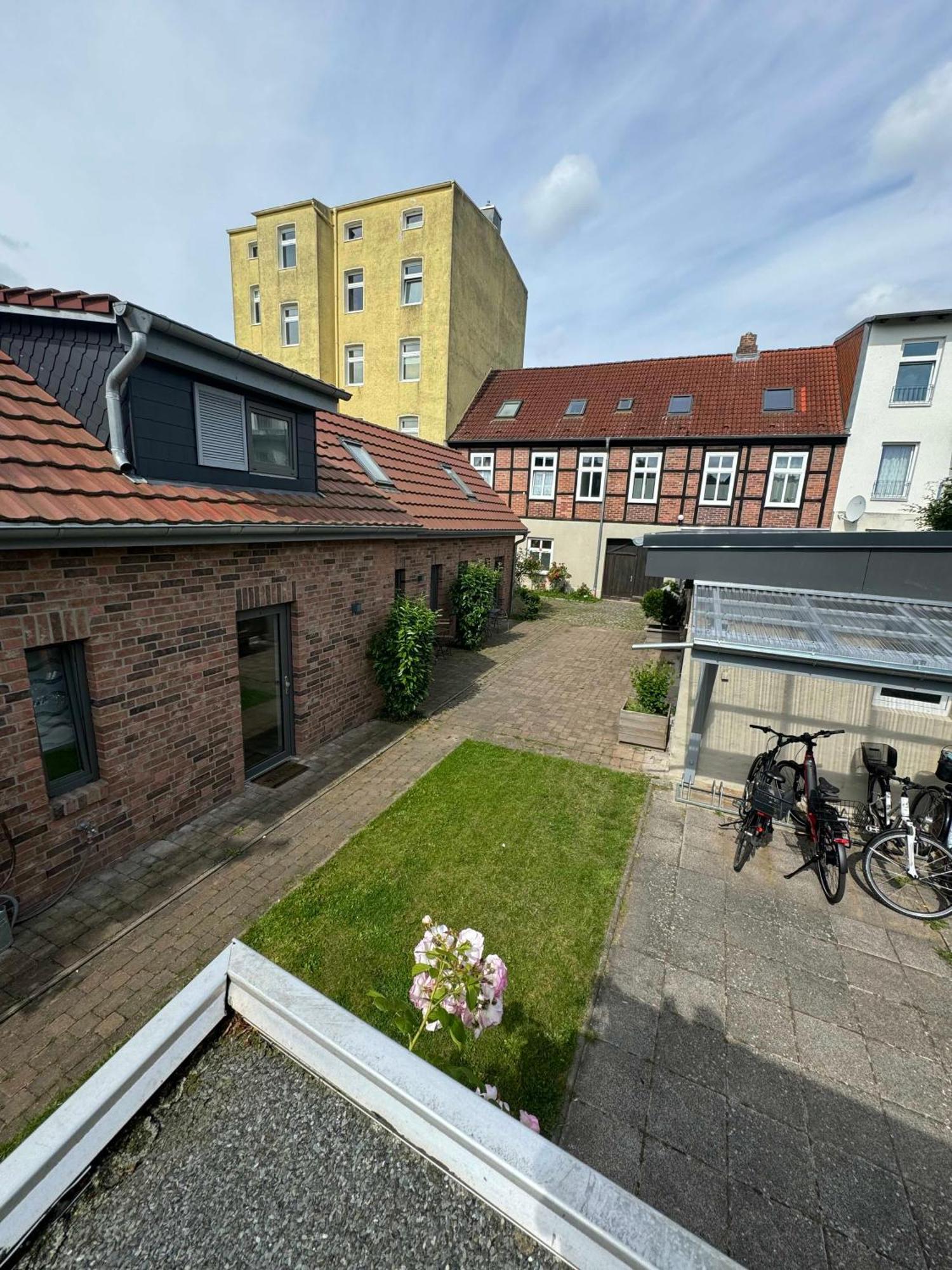 Hofquartier Schwerin Apartment ชเวียรีน ภายนอก รูปภาพ
